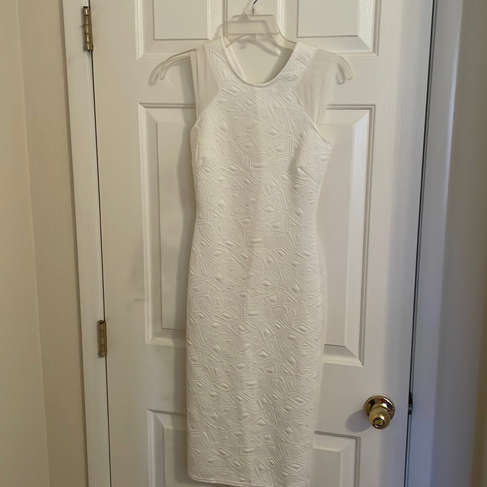 White stretch pattern midi dress XS